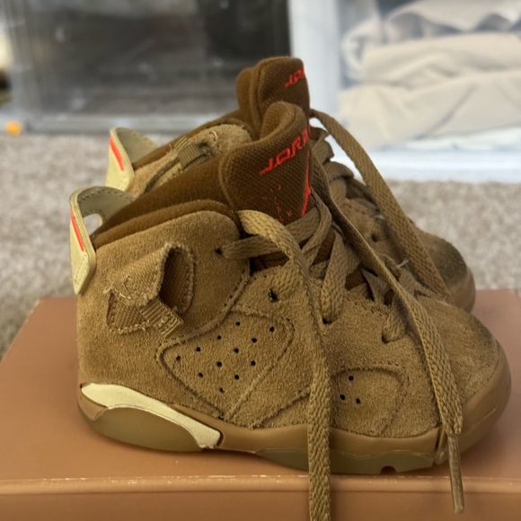 SOLD - Picture 3 of 6